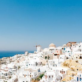 Oia, Santorin, Griechenland von Laura de Roeck