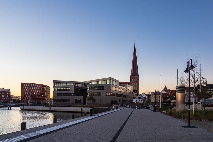 Blick auf die Petrikirche in Rostock von Rico Ködder