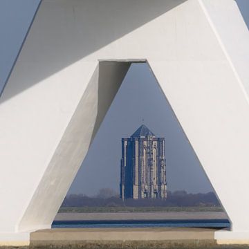 Dikke Toren in frame of Zeeland Bridge