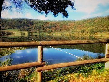 Blick auf den See. von Mj de Kok