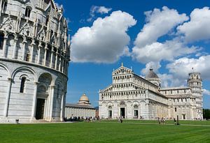 Piazza dei Miracoli in Pisa ,Italien van Animaflora PicsStock