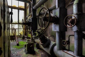 Urbex - Industry by Vivian Teuns