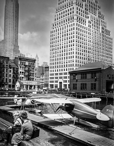 New York historique : centre ville de Skyport, Pier 11, East River, Manhattan, 1936 par Christian Müringer