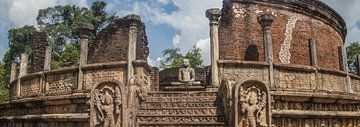 Panorama Oude tempel Polonnaruwa van Marilyn Bakker