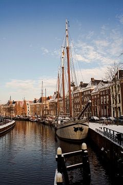 Moored boats at the Hoge der A in Groningen