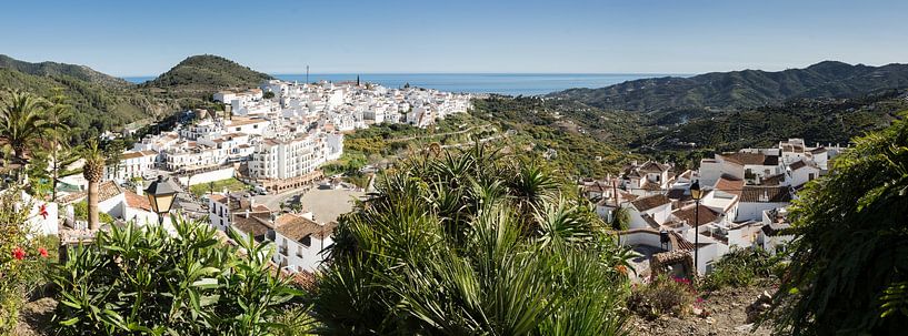 Panorama van Frigiliana van René Weijers