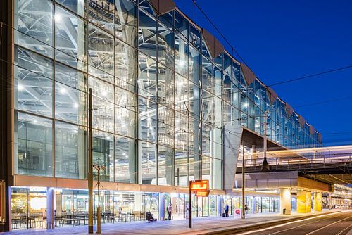 Station Den Haag CS (blauwe uur)