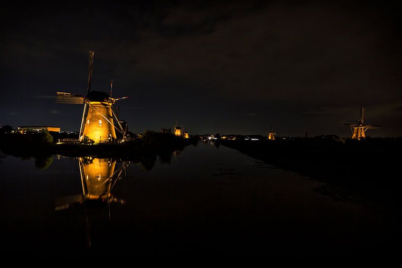 Eclairage des moulins près de Kinderdijk par Carola Schellekens
