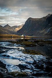 Cabin in the mountains by Fenne Hulshof