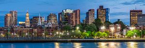 BOSTON Abendliche Skyline von North End & Financial District | Panorama