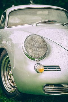 Classic 1950s Porsche 356 sports car front end