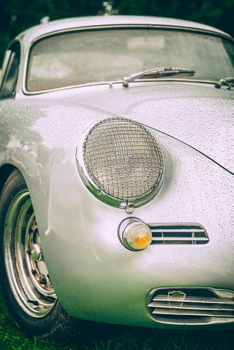 Face avant d'une Porsche 356 classique des années 1950