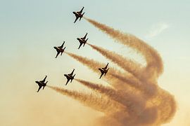 The Patrouille Suisse at sanicole sunset show 2024 van Arthur Bruinen