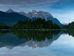 Isarstausee mit Karwendelgebirge