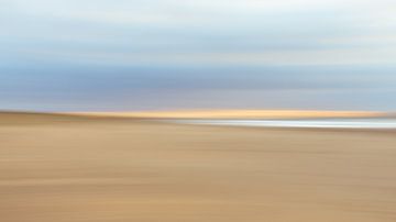 Abstract sunset on the beach of The Hague by Julien Beyrath