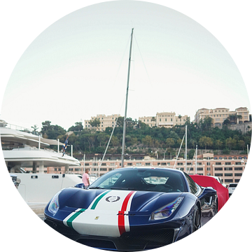 Ferrrari 488 Pista Piloti in de haven van Monaco van Joost Prins Photograhy