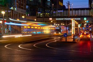 Verkehrsknotenpunkt Friedrichstraße in Berlin