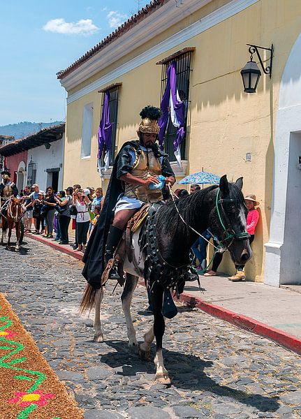 Guatemala: Paasprocessie (Antigua) von Maarten Verhees