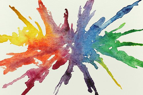 Splash in Rainbow colors (fröhliche abstrakte Aquarellmalerei Pastellfarben coole Tapete Jugendliche von Natalie Bruns