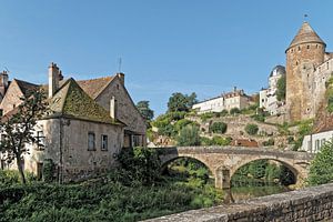 Blick auf das malerische Semur-en-Auxois