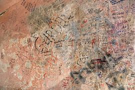 Graffiti on a wall by Achim Prill