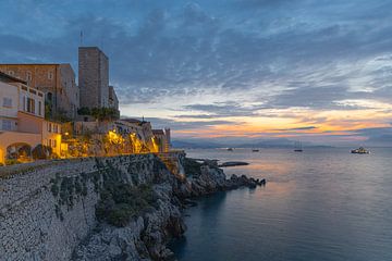 Zonsopgang in Antibes van Ulrich Kuschel