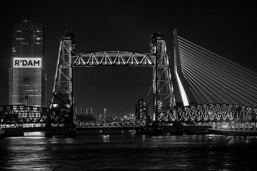 Le pont Hef et Erasmus R'dam noir et blanc sur Lucille Advocaat