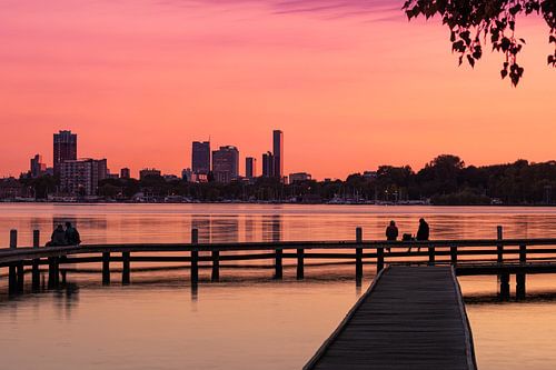 The Kralingseplas in Rotterdam during a beautiful sunset by MS Fotografie | Marc van der Stelt