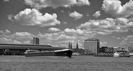 Kahn auf der IJ von Peter Bartelings