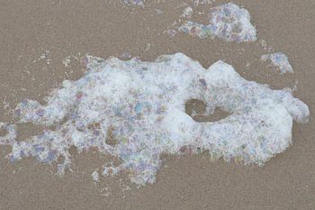 Cheerful sea foam