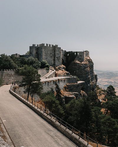 Castello di Venere vertical