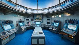 Oud systeem met controller