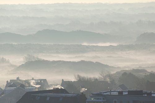 Fruehnebel ueber den Duenen