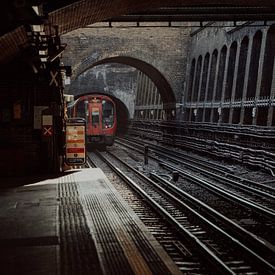 Station in Londen van Sharon Kastelijns