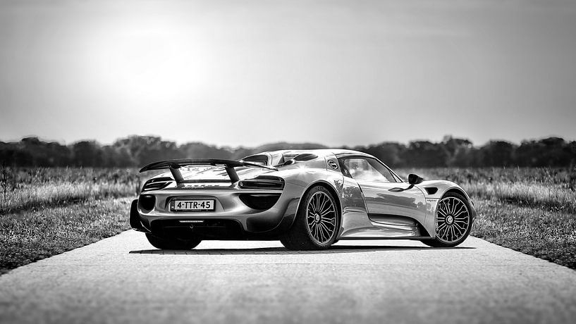 Porsche Spider 918 black/white by Martijn van Dellen on canvas