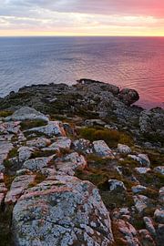 Sunset at the lighthouse on Kulla Mountain by Geert van Atteveld