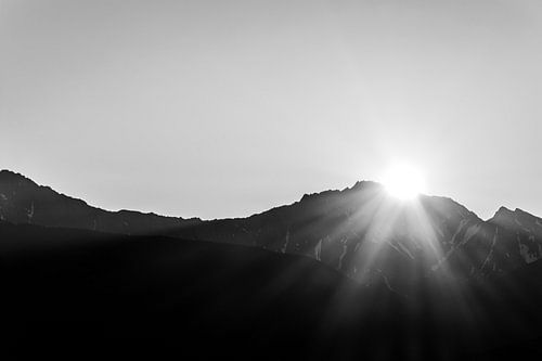 Serene zonsopkomst van Jasper
