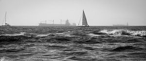 Schepen voor de kust van Den Haag van Pascal Raymond Dorland