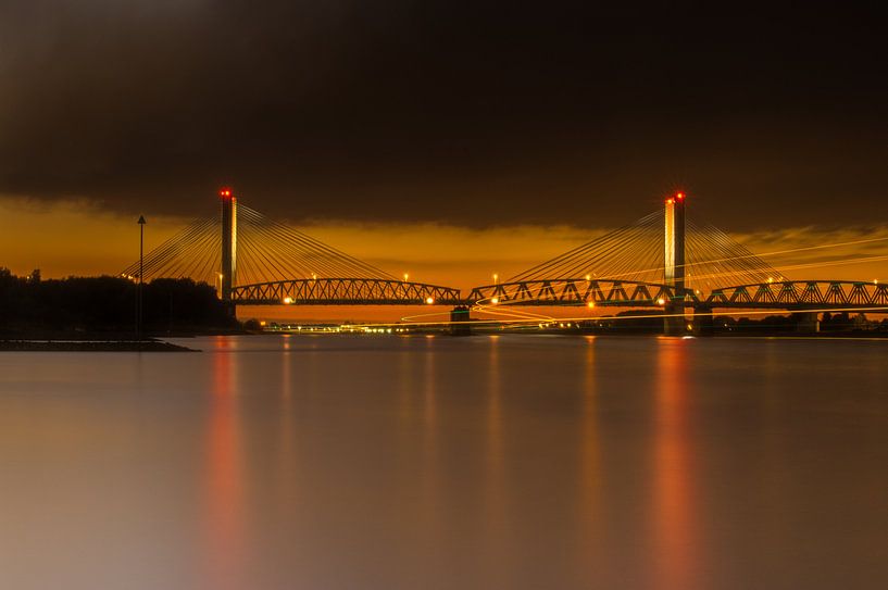 bridge by night by Eric van Schaijk