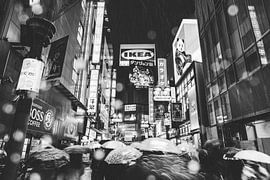 Tokyo's Neon-lit Nights: A Light Spectacle by Ken Tempelers