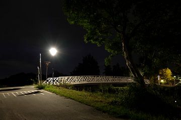 Brug in het donker