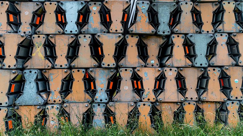 Steel made, ready for miles of security by Hans de Waay