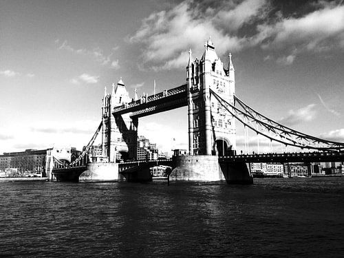 Tower Bridge London by Mr and Mrs Quirynen