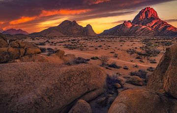 Namibia's Heartland von Loris Photography