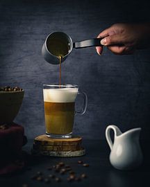 Latte macchiato by Daisy de Fretes
