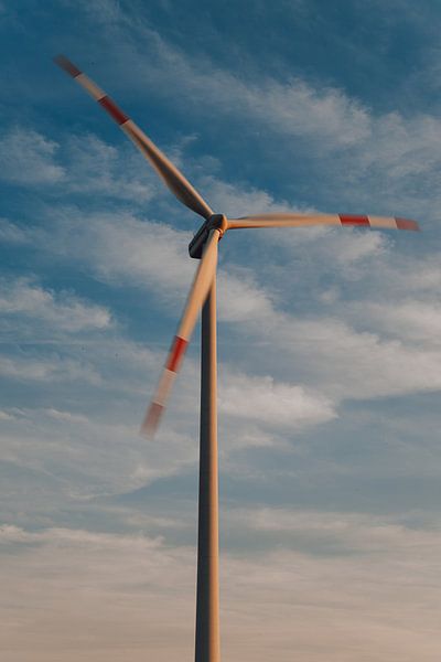 Wind turbine by Felix Winkelhausen