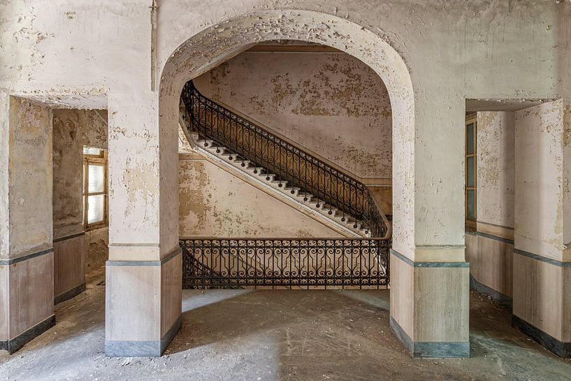 Verloren plaats - wat blijft er over als de persoon vertrekt - verlaten psychiatrie van Gentleman of Decay