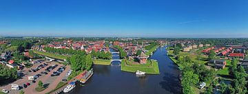Luchtfoto van het stadje Dokkum in Friesland van Eye on You