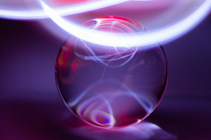 Abstracte Lensball van Ann Barrois