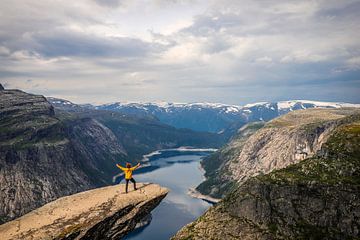 Trolltunga : randonnée en montagne en Norvège sur Be More Outdoor